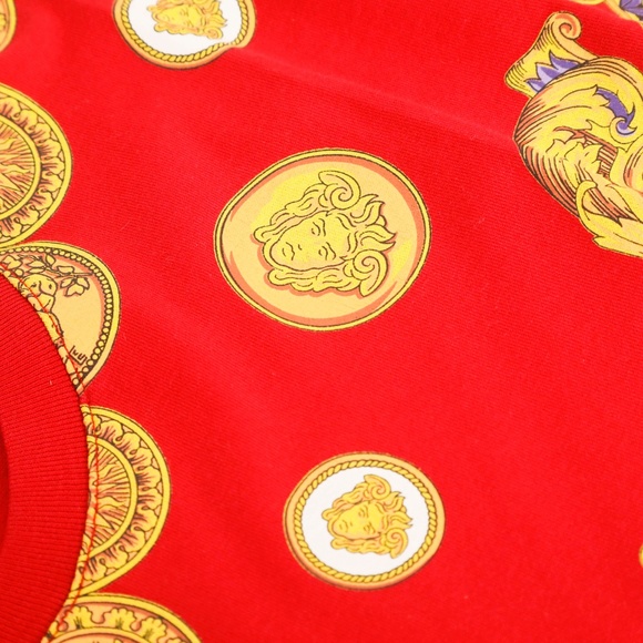 NWT Versace Red Flying Pig & Medusa Medallion Tee - Picture 5 of 9